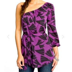 Guess One Sleeve Off the Shoulder Purple Black Top Sz Small